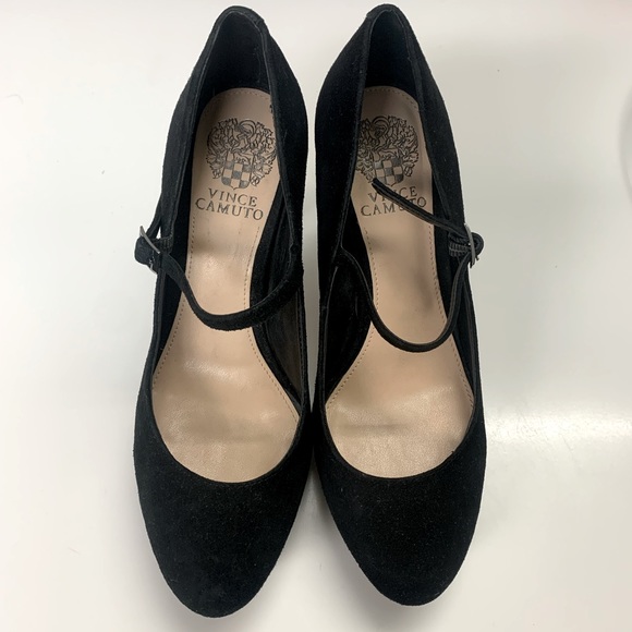 Vince Camuto Stunning Stilettos - Picture 2 of 5